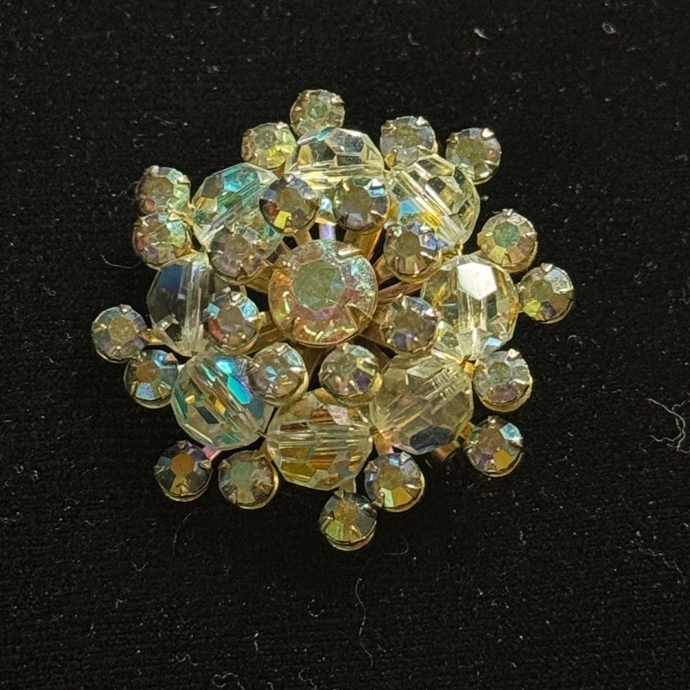 Vintage aurora borealis brooch
